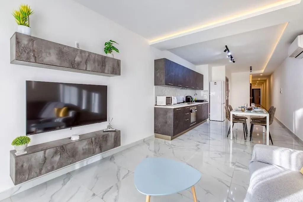 Ra5 - New, Bright & Spacious - Sliema-Gzira Area! Gzira