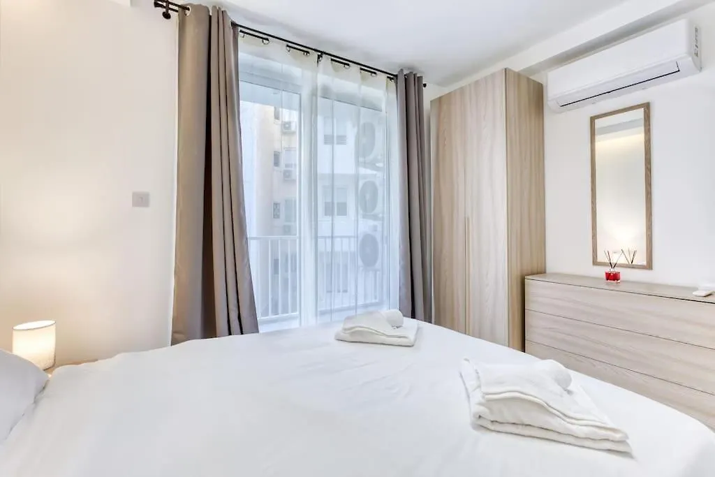 Ra5 - New, Bright & Spacious - Sliema-Gzira Area! Gzira